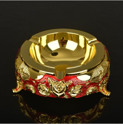 Metal ashtrays, home decor and office supplies, beautiful personality ornaments