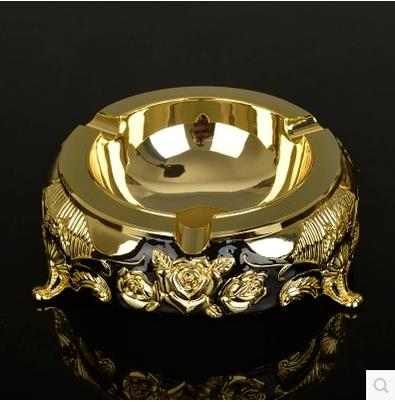 Metal ashtrays, home decor and office supplies, beautiful personality ornaments