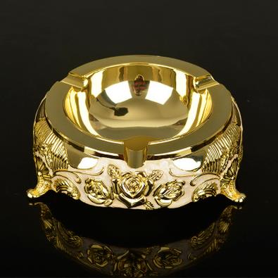 Metal ashtrays, home decor and office supplies, beautiful personality ornaments