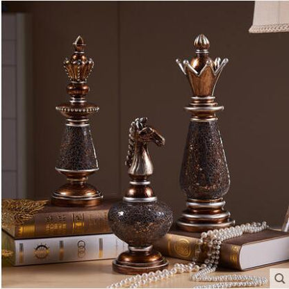 European Luxury Retro Resin International Chess Figurines statues